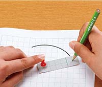 算数3年上_p36_工作用紙でコンパス！