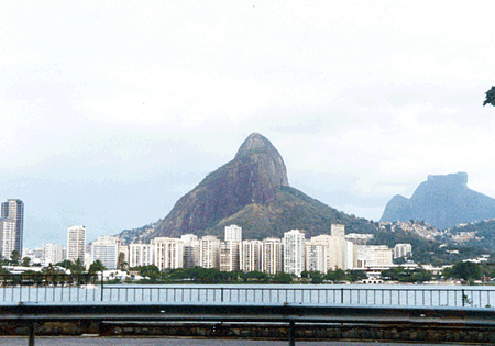 Sobral Crist ソブラル　キリスト像　ポンジアスーカル　ブラジル Sobral Crist ソブラル キリスト像 ポンジアスーカル ブラジル